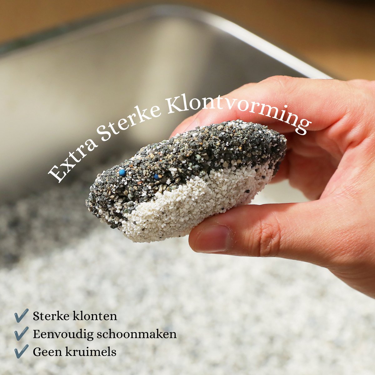 Miniatuur van productfoto 3 van EcoPawPaw NatureLayer Hybride Kattenbakvulling Starterset – Cassave & Bentoniet Kattenbakvulling – 4 Zakken + Kartonnen Krabplank – Stofarm – Sterke Klontvorming – Geurcontrole